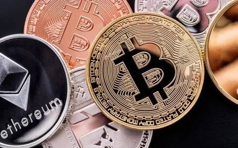 比特币开盘价是多少 - 比特币当时开盘价多少)