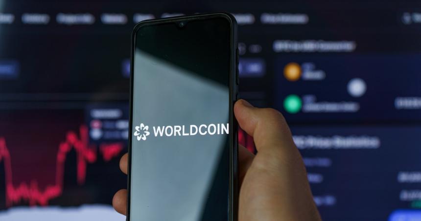 WLD Price Prediction: $0.19 Target as Bearish Momentum Accelerates Through Week-End